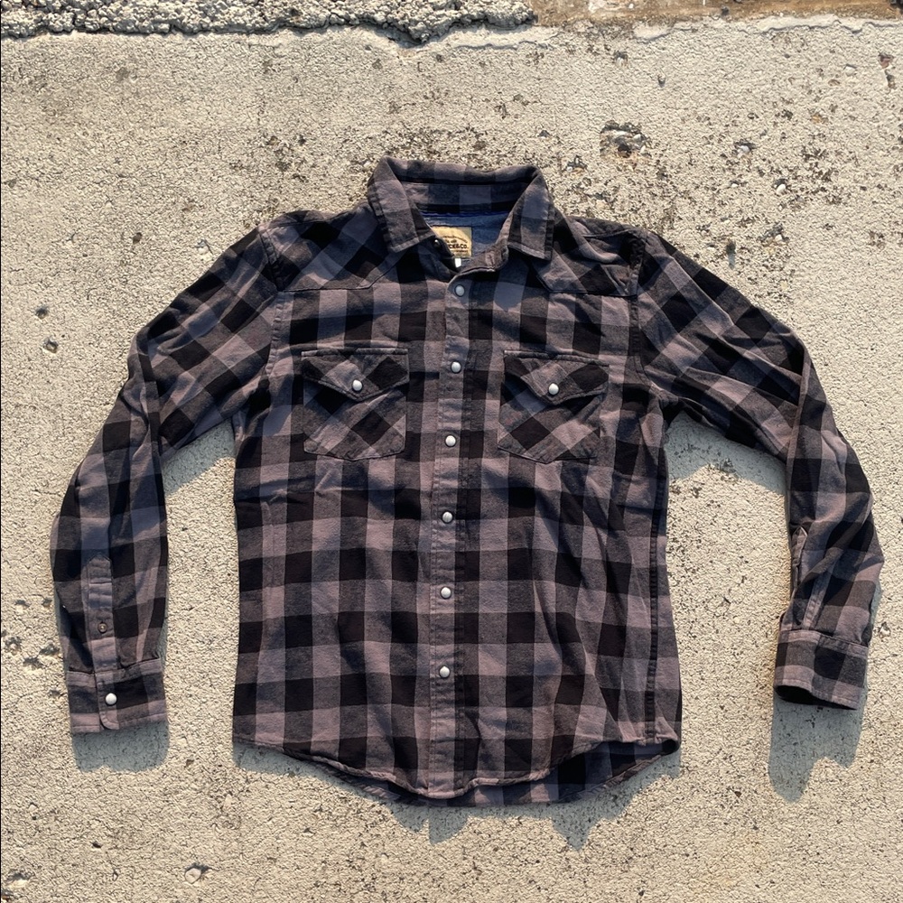 Men's Black and Gray Plaid Button Down Shirt